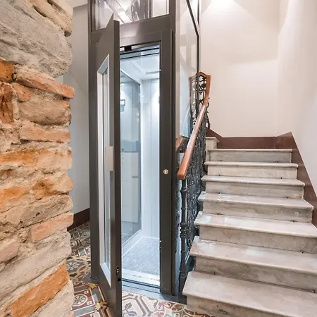 Atelier Altafronte Konukevi 4*